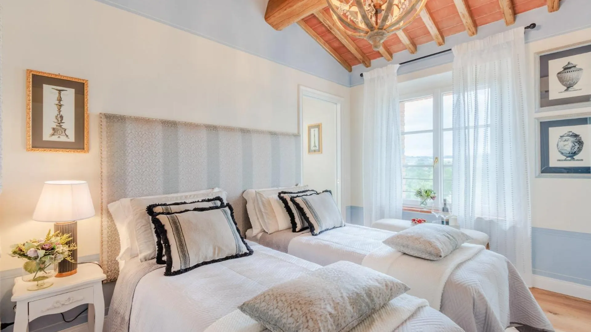 Villa Flora Montecarlo 0*,